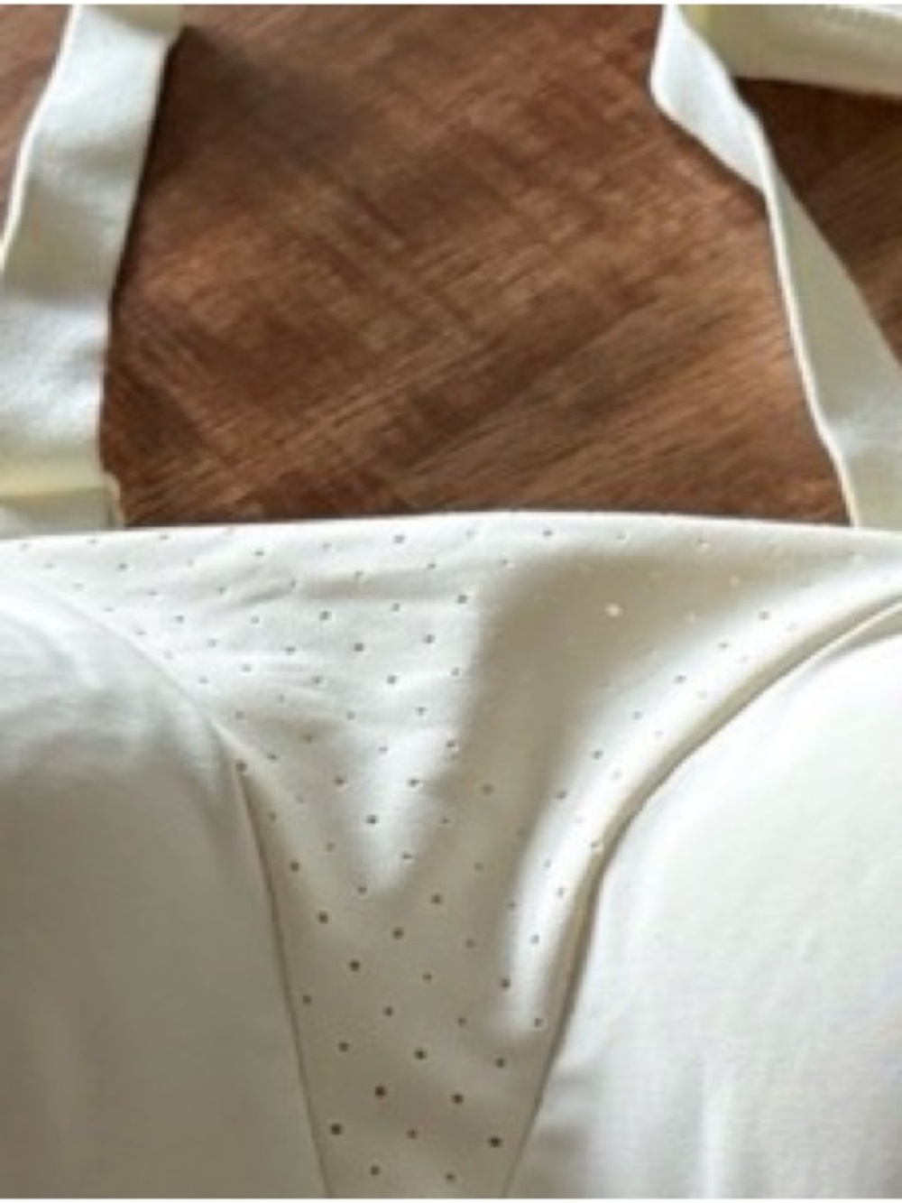 lululemon Run Times Bra (NWOT) Sundance (pale yellow) *limited edition (36DD/G) - Picture 3 of 5